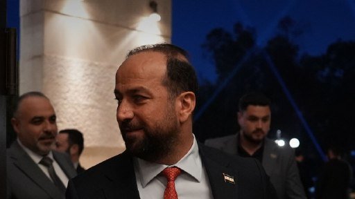 «هنا دمشق» من جديد: إذاعة دمشق تعود بحلة جديدة من دار الأوبرا